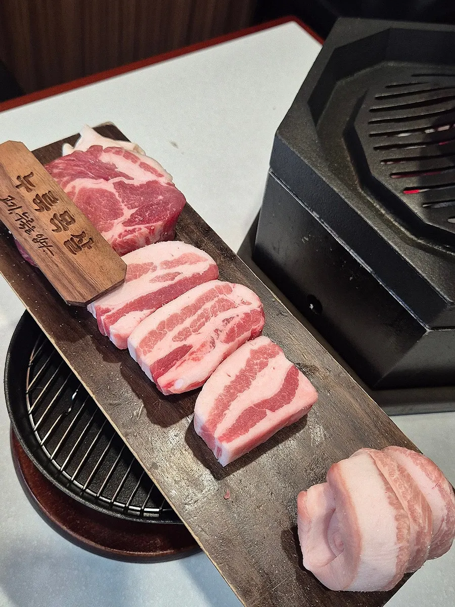 Meat menu selection at Sanseong Meat Shop