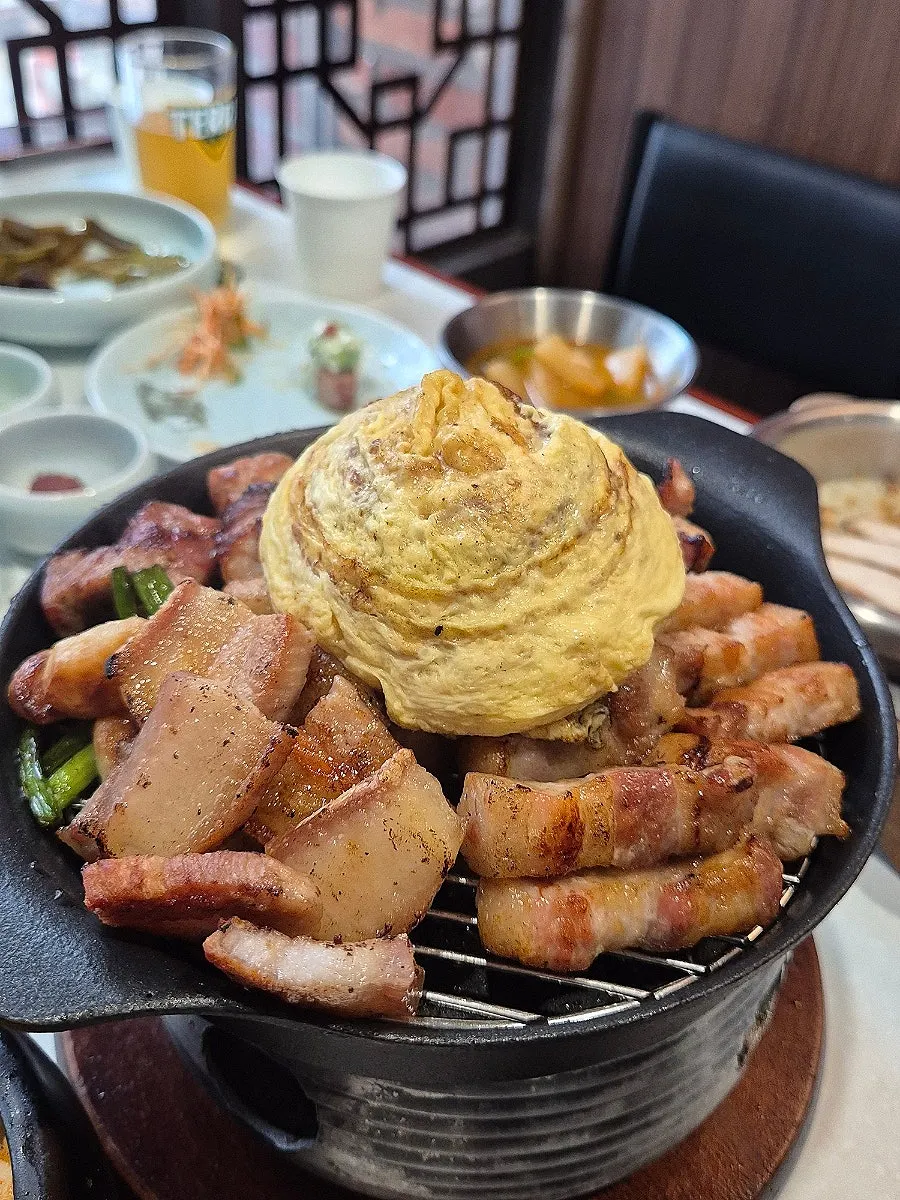 Soft castella-style rolled egg