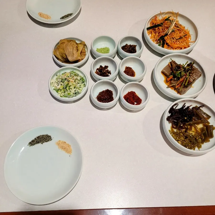 Six pork accompaniments