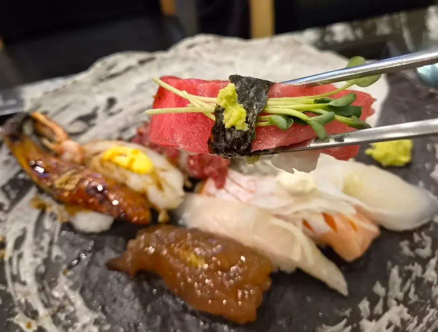 Sushi with soy sauce and pickled ginger