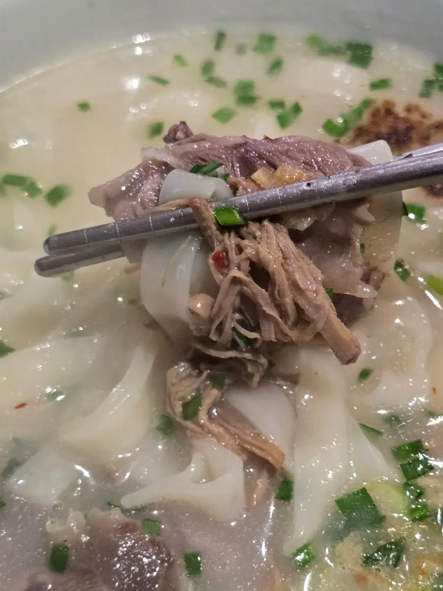 한우사골 육수와 자가제면 생면