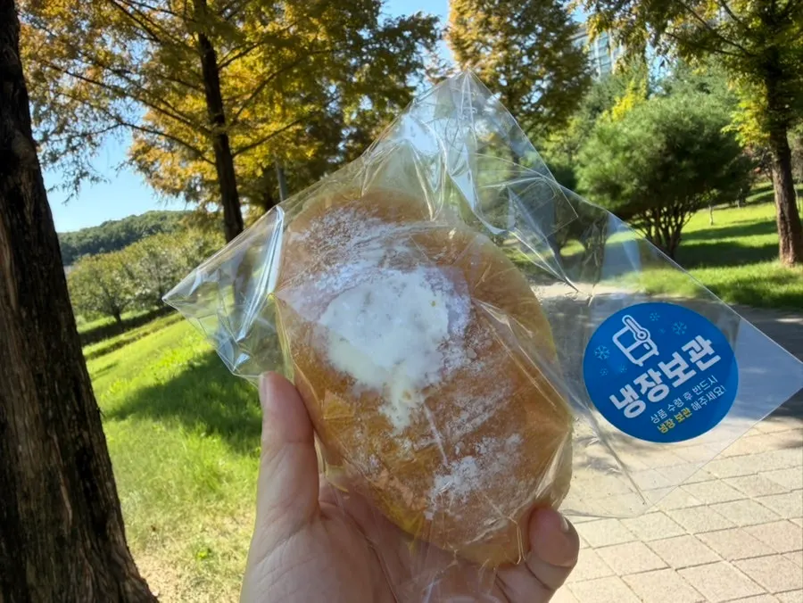 올리브 치즈 치아바타 단면