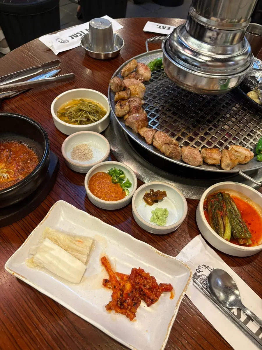 Close-up of jeong-gabrisal cooking
