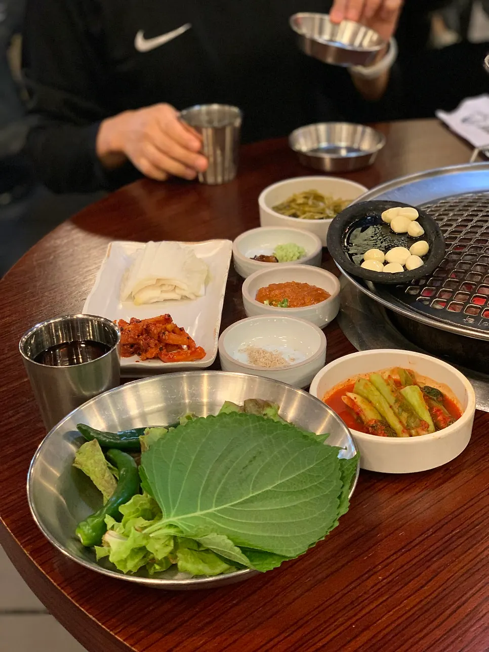 Grill plate and side dishes before cooking
