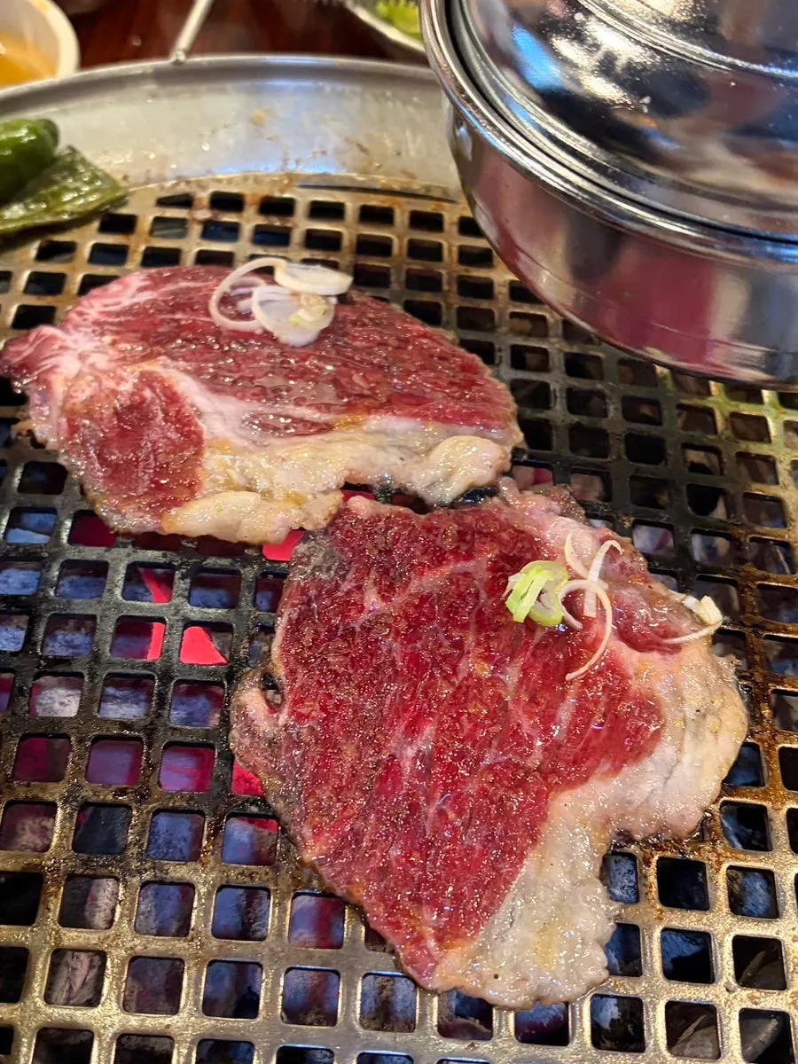 Chadolbagi grilling on the charcoal grill