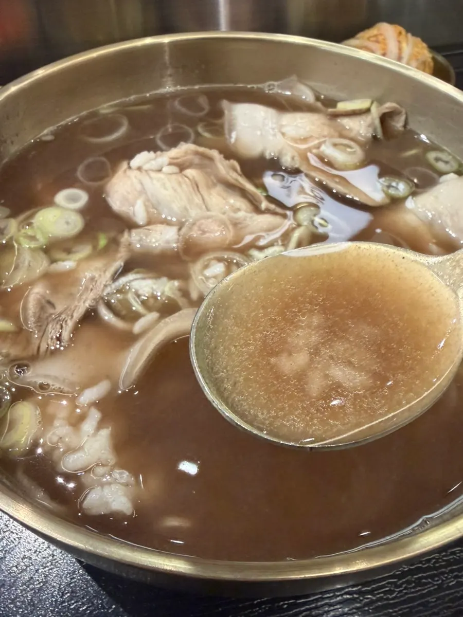 Gomtang meat dipped in the special sauce