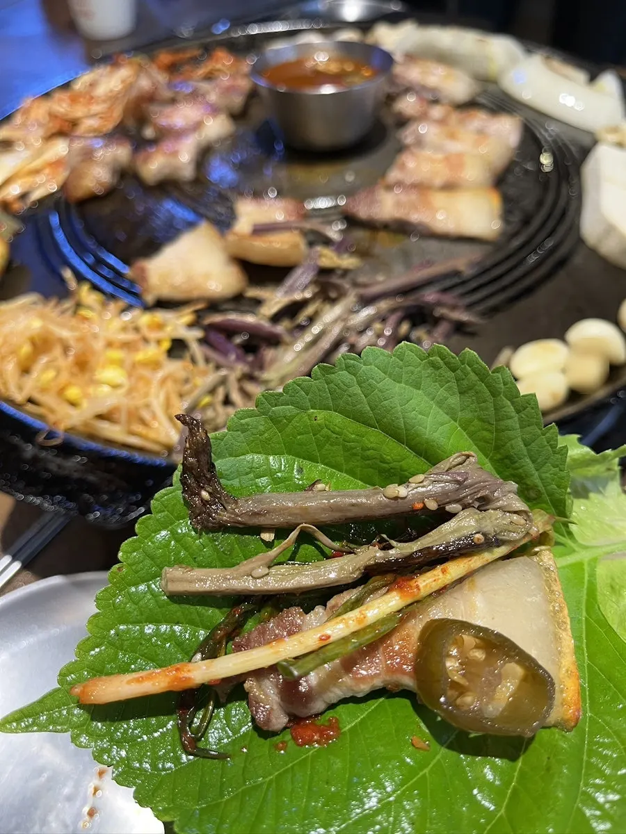고기와 함께 먹은 식사 메뉴