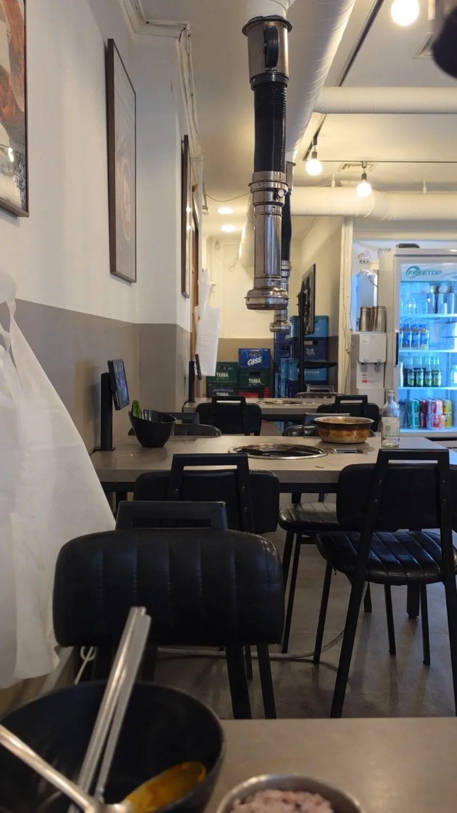 Clean, tidy restaurant interior