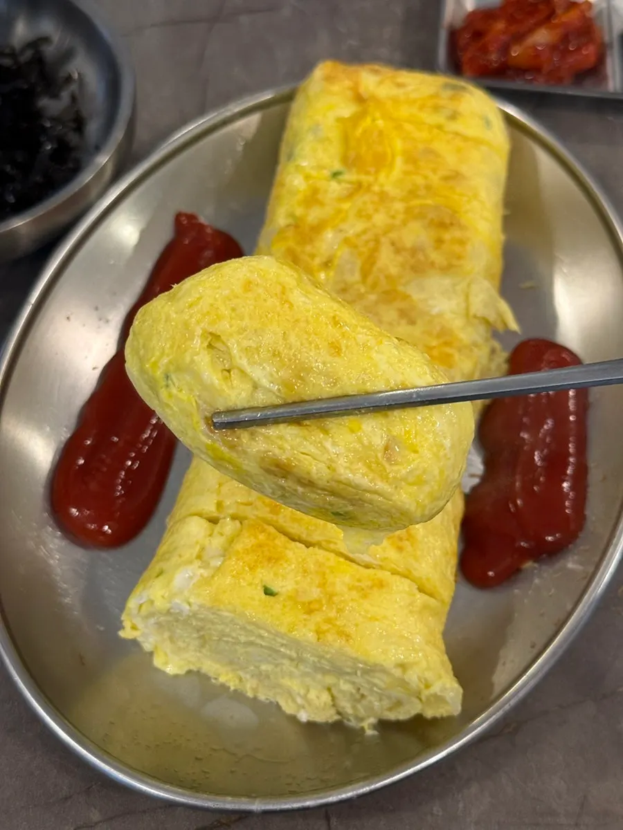 ข้าวสวยอุ่นๆ คู่กับคิมจิจิม