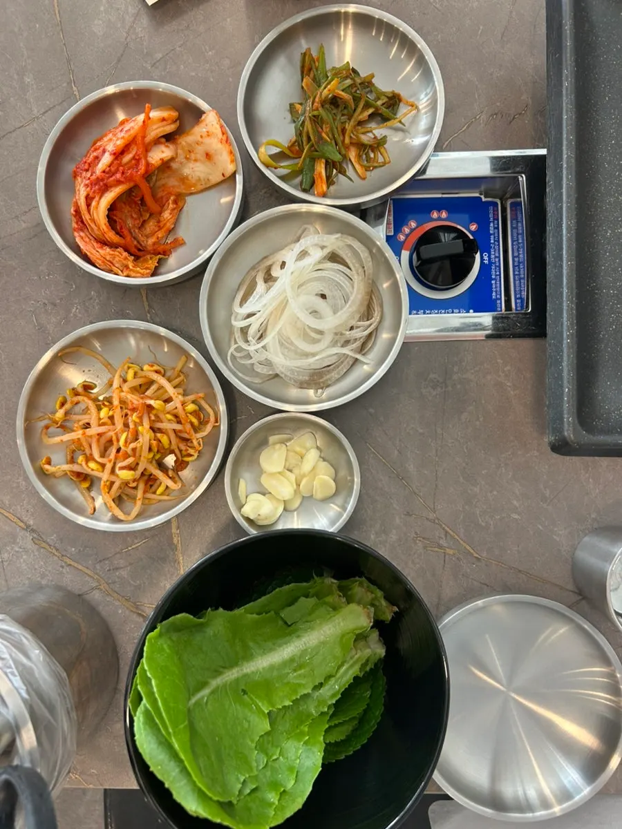 세트 메뉴와 계란말이 안내