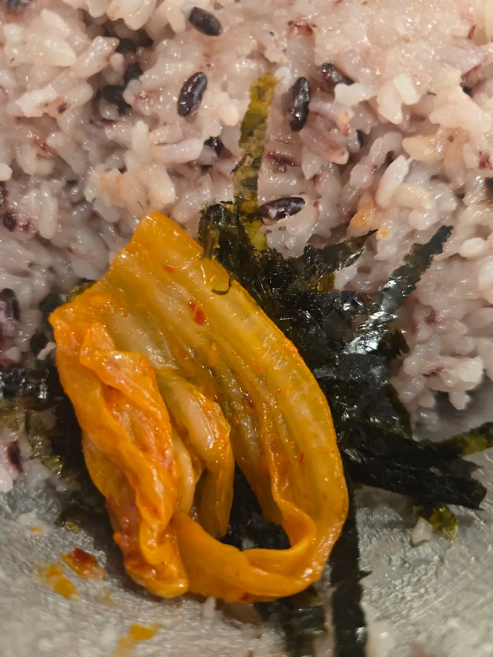 양념 밴 김치찜 고기