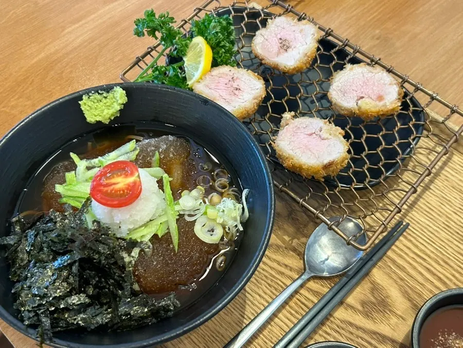 Generous cold soba set