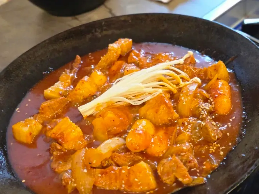 국내산 재료 사용을 알리는 안내