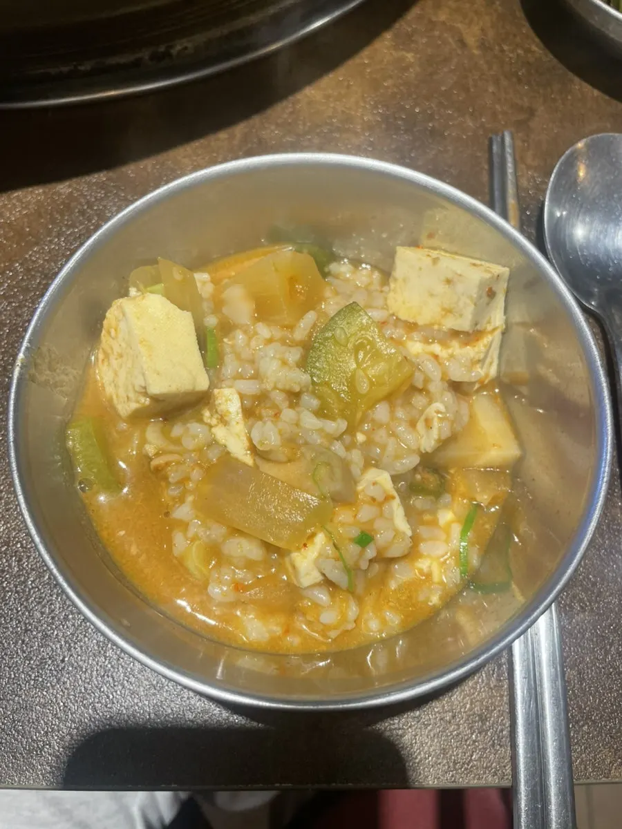 차돌 집된장찌개 한 뚝배기