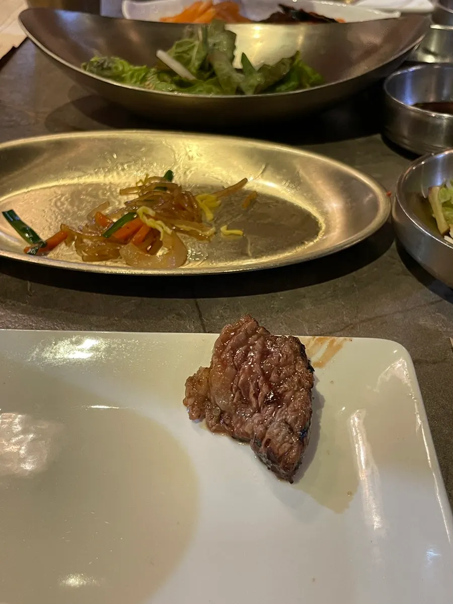 뼈대 사이 살이 남은 우대갈비