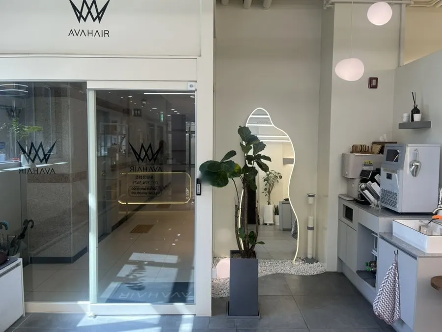 매장 입구 첫 방문 40% 할인 이벤트 안내