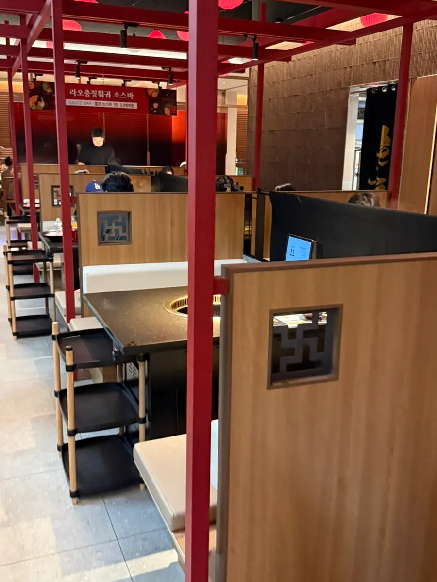 Seating inside Lao Chongqing Hotpot