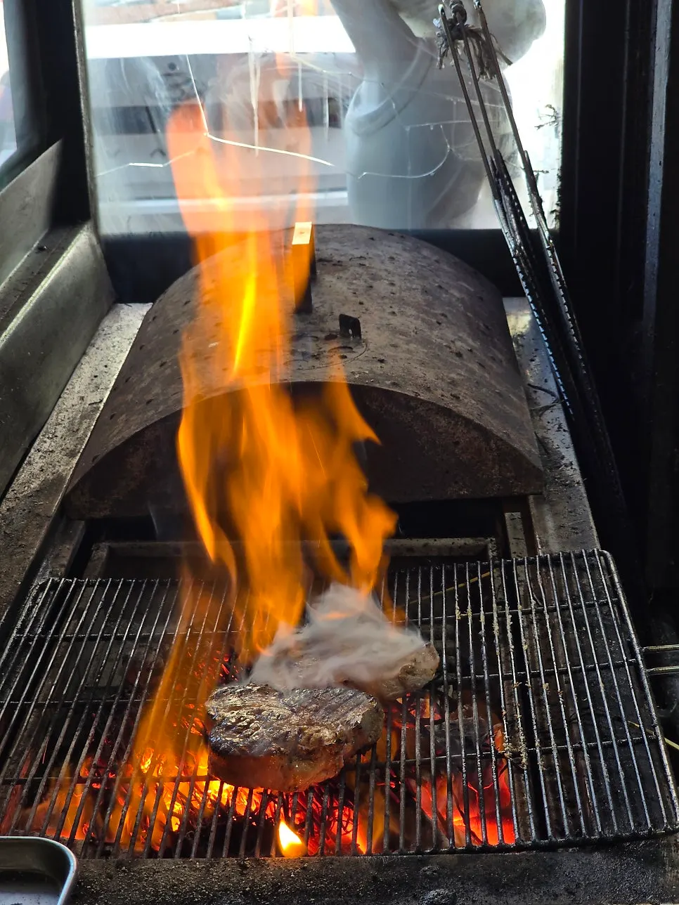 Mokssal pre-asado con fuego de paja