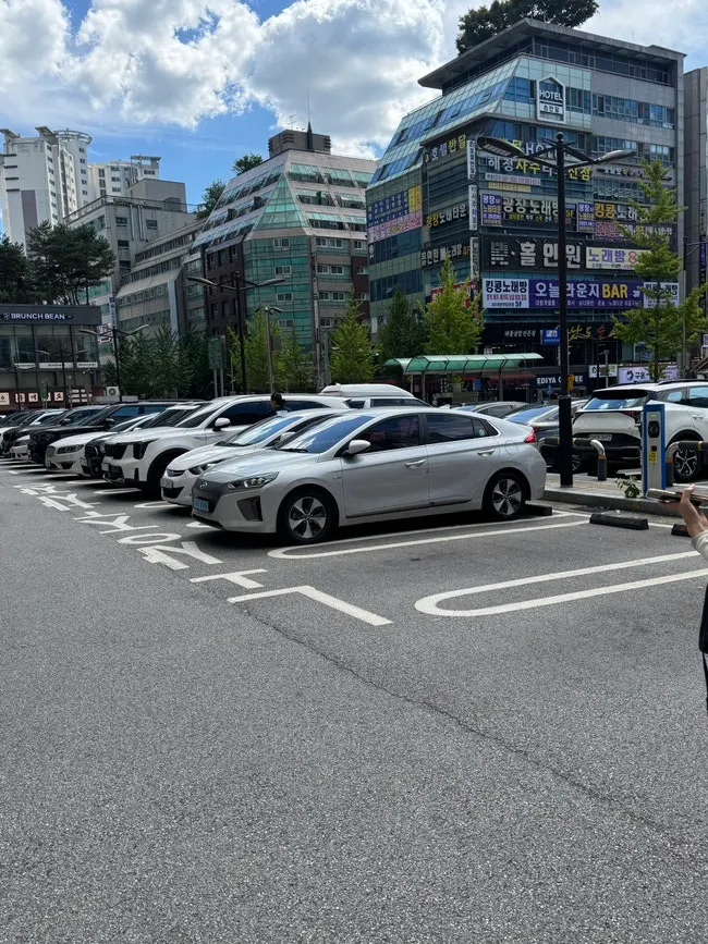 불티나꼬막짬뽕 동탄남광장점 앞 공영주차장