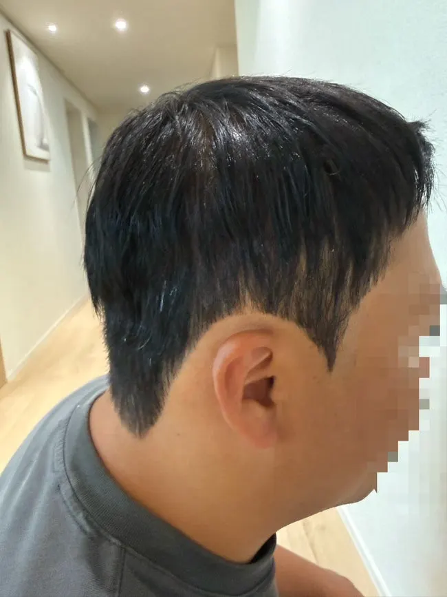 드롭컷과 다운펌 완성된 남성 헤어