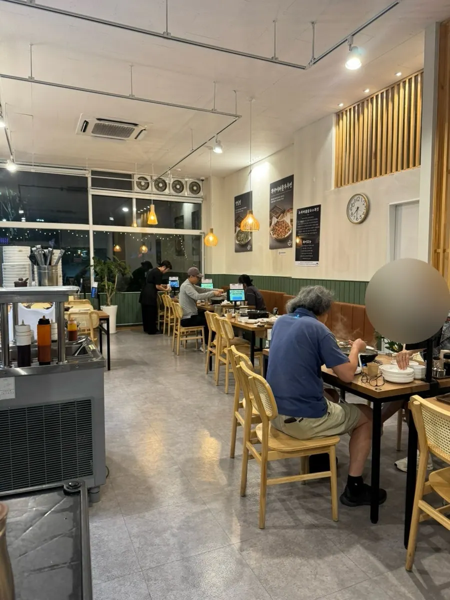Spacious, clean tables inside the restaurant