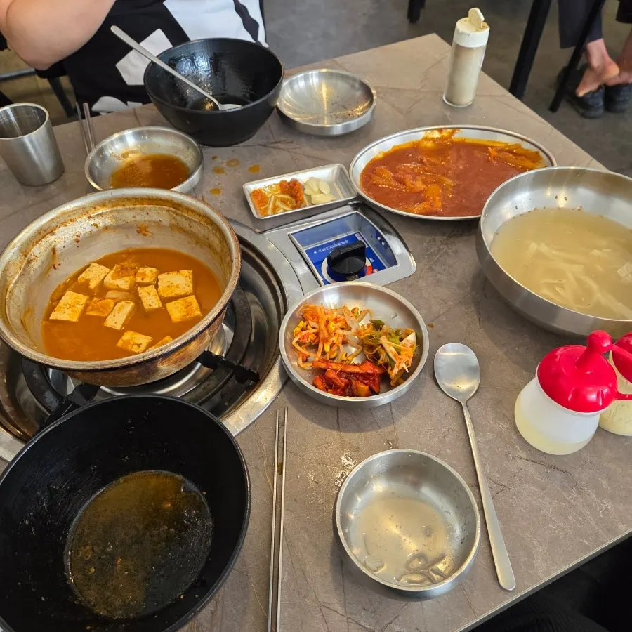 Korean table setting good for sharing