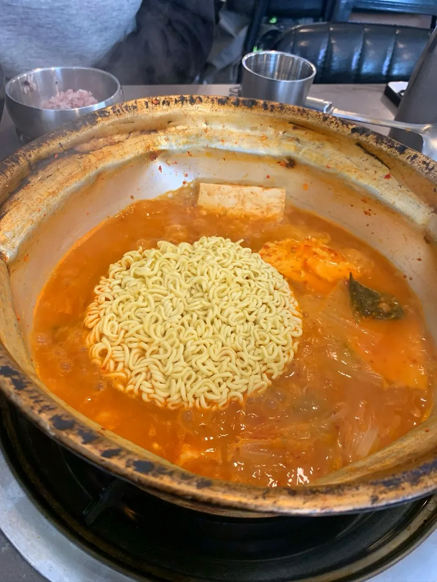 Rice mixed with kimchi jjigae and laver flakes