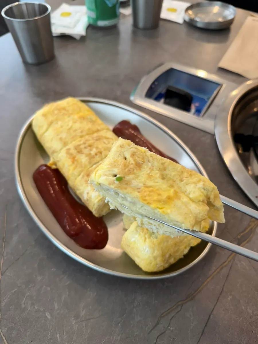 속이 꽉 찬 야채 계란말이
