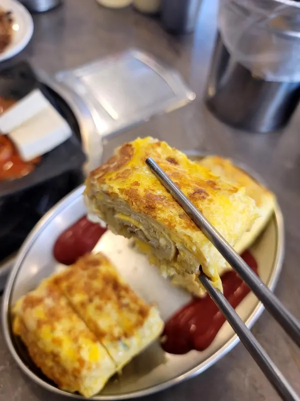 도톰하게 나온 계란말이