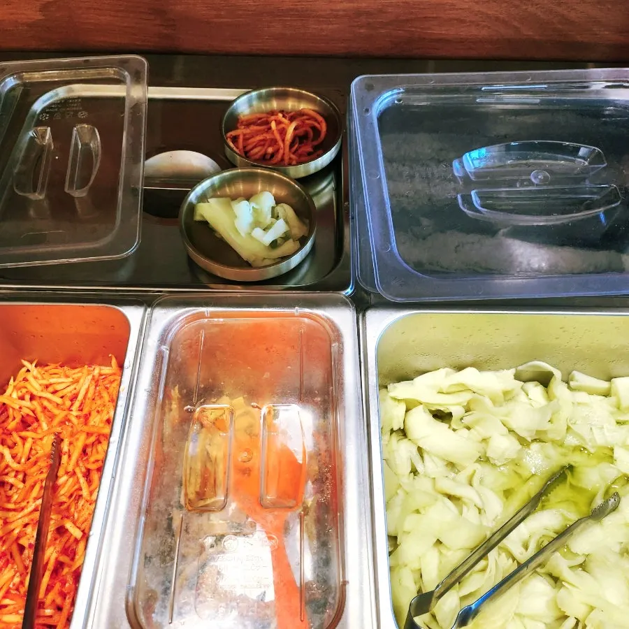 Self-service stir-fried fish cake and radish side dishes