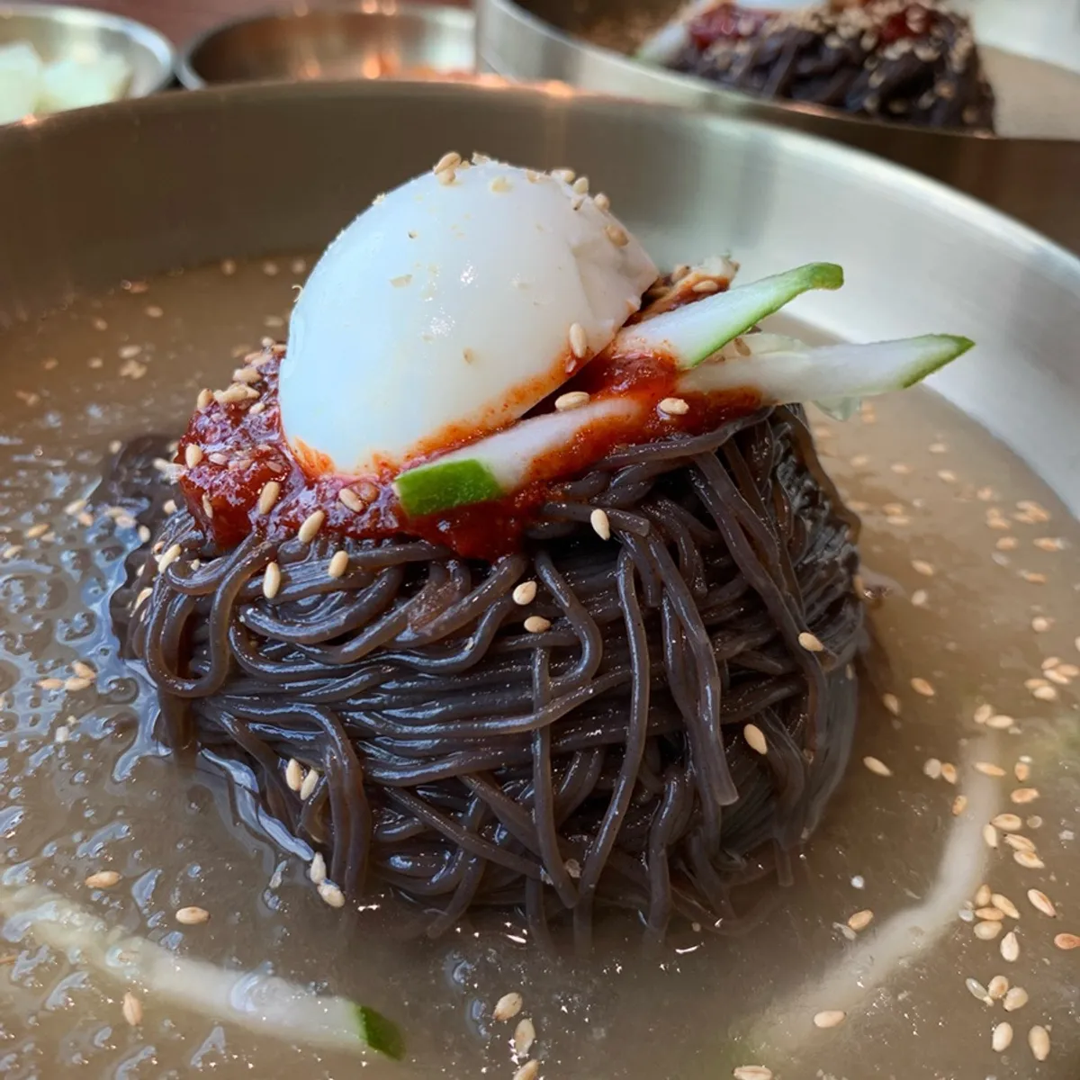 동탄 냉면가준 칡냉면과 만두 상차림