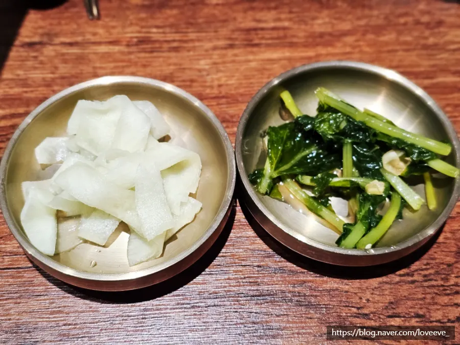 Basic side dishes gathered from the self-serve bar