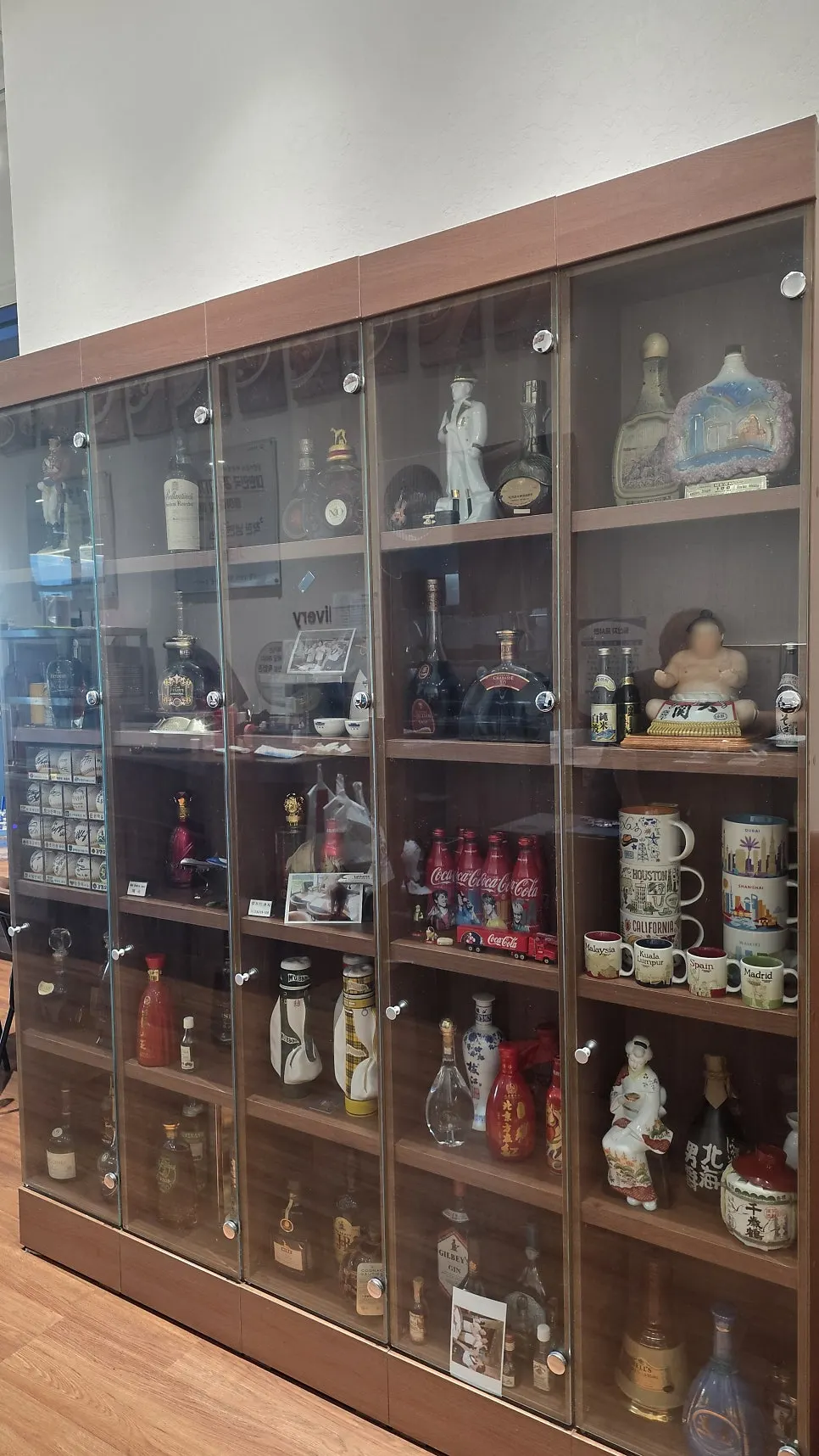 Menu board listing naengmyeon and meat sets
