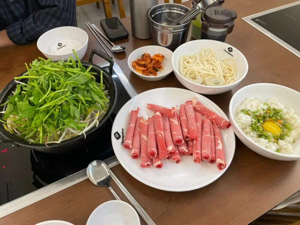 Pot of mushroom shabu vegetables before boiling