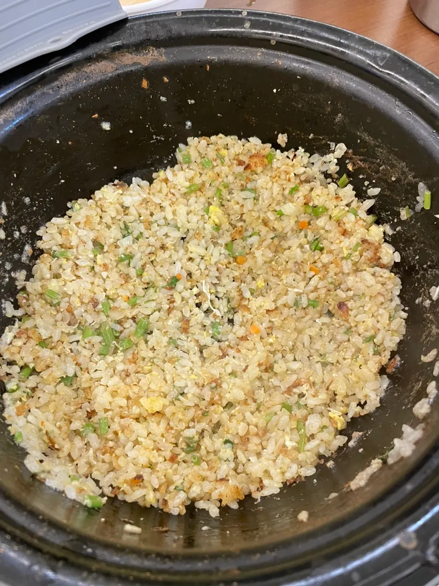 Fried rice cooked scorched and crunchy like nurungji