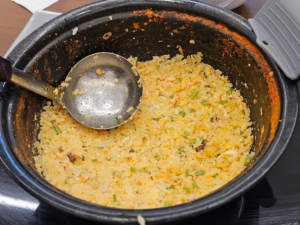 마무리 볶음밥 재료 준비 접시