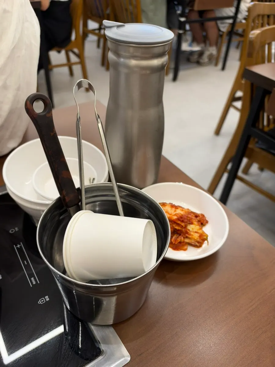 얼큰 샤브칼국수 세트 기본 상차림