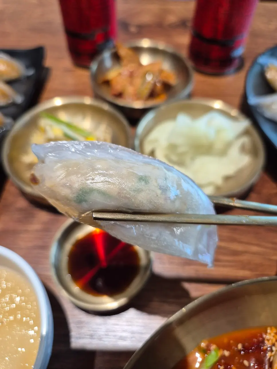 냉면과 함께 주문한 이색 만두