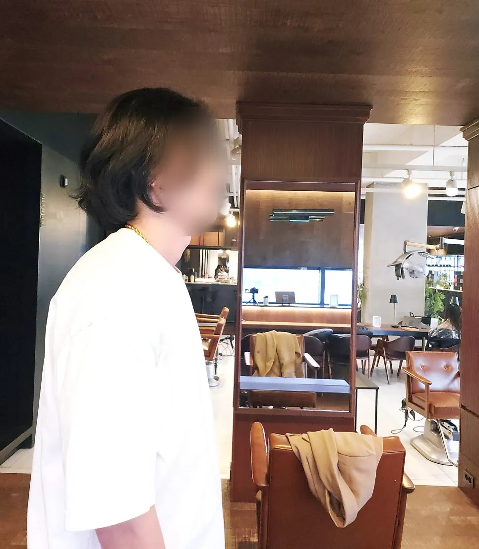 Finished mid-length style with length kept