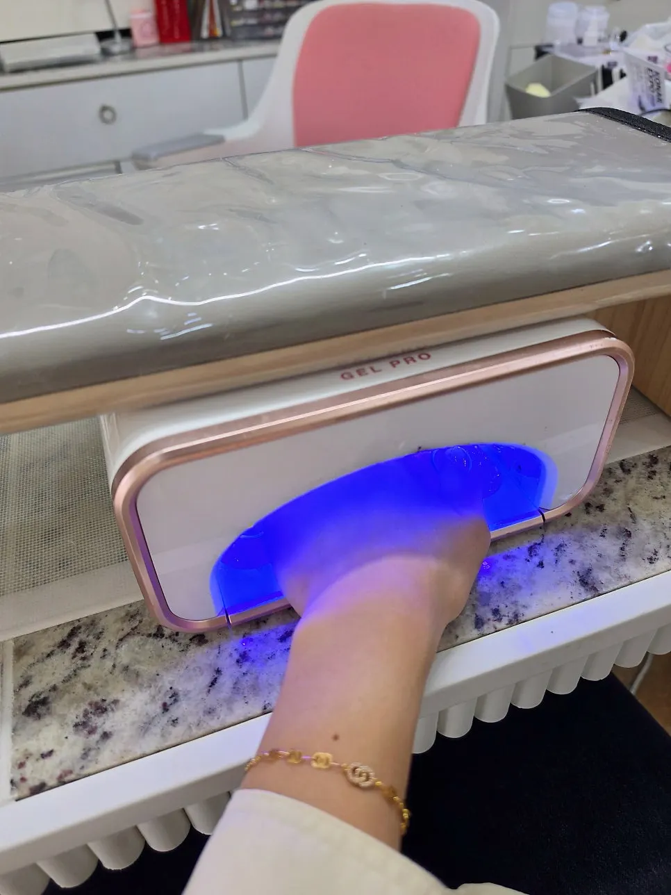 Kids’ gel nails and this month’s art information