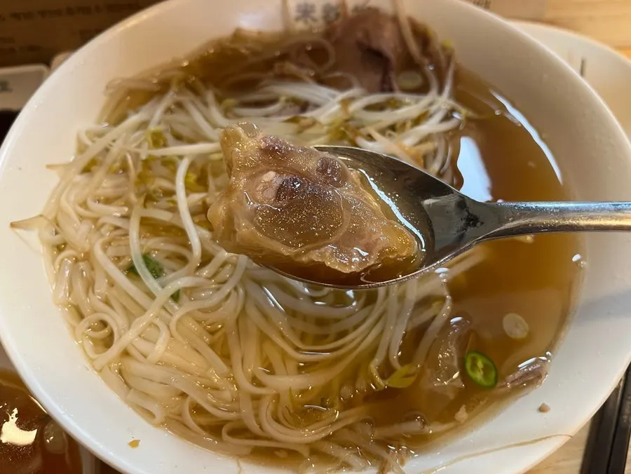 A pho meal at Mibundang Dongtan Station Branch