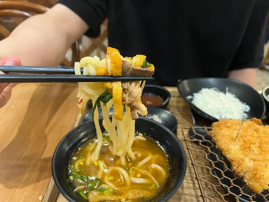 매콤한 국물의 화우동