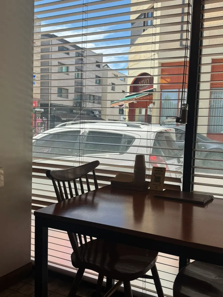아담한 꽃가츠 동탄본점 내부 전경