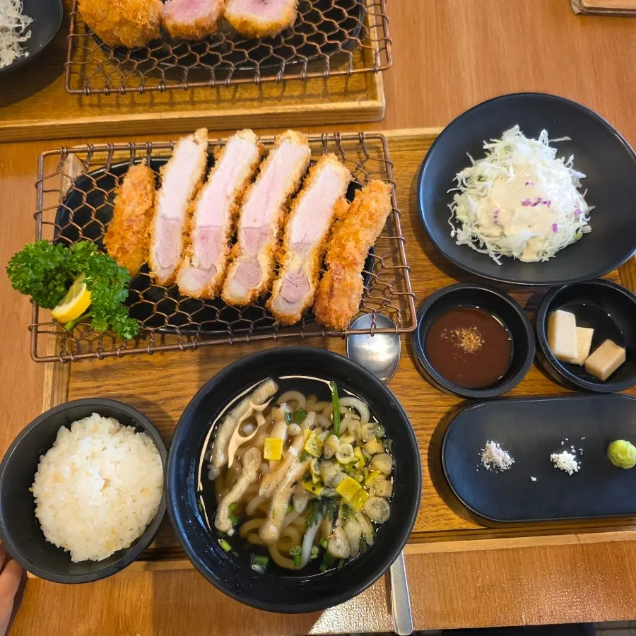 Full table spread of the special top loin cutlet set
