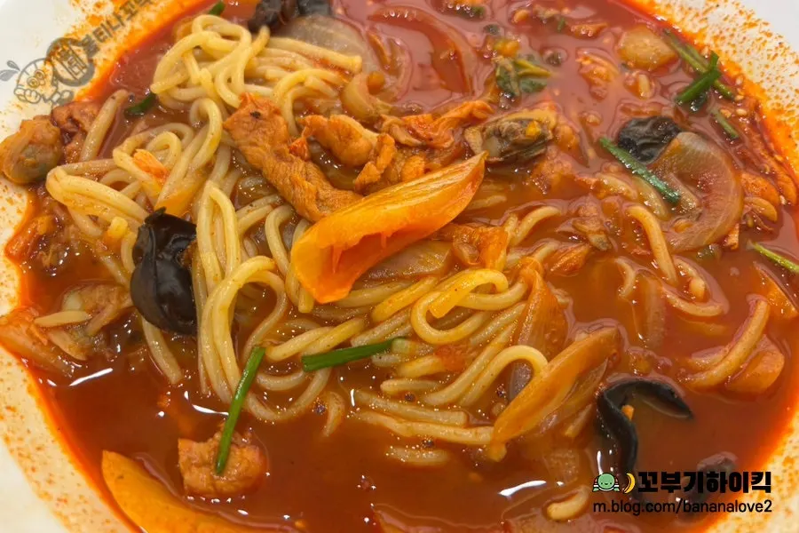 Close-up of cockle jjamppong ingredients