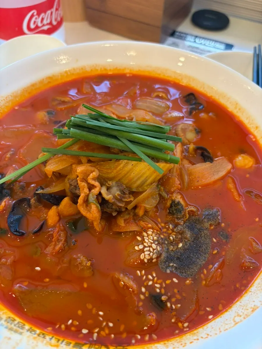 불티나 꼬막짬뽕과 바삭 탕수육 소 한 상