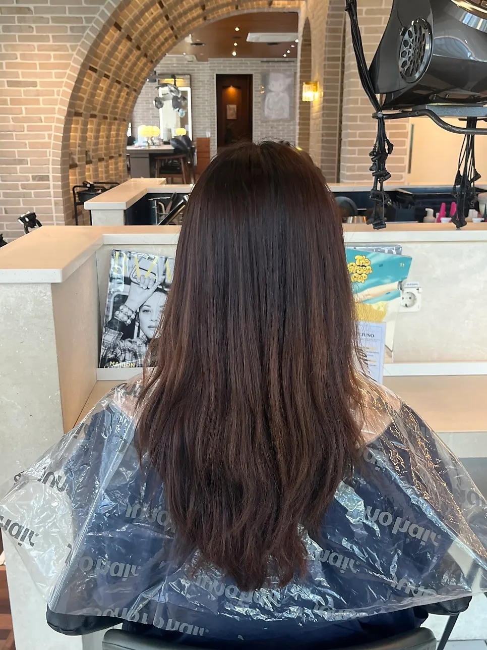 Level 7–8 light-colored hair before the service