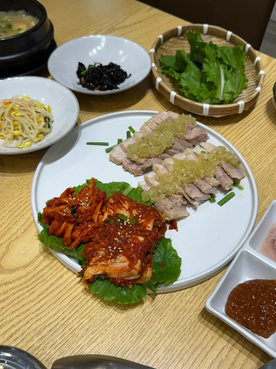 Ossam set meal main dishes