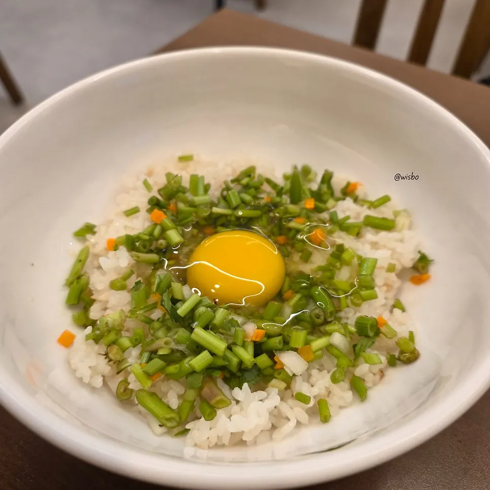 Pot of perilla shabu-shabu starting to boil