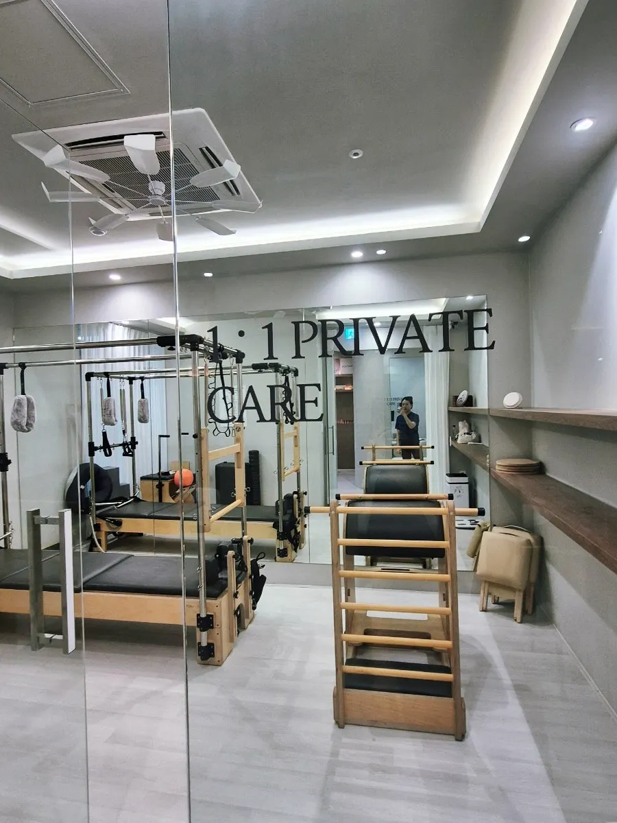 Private exercise consultation space